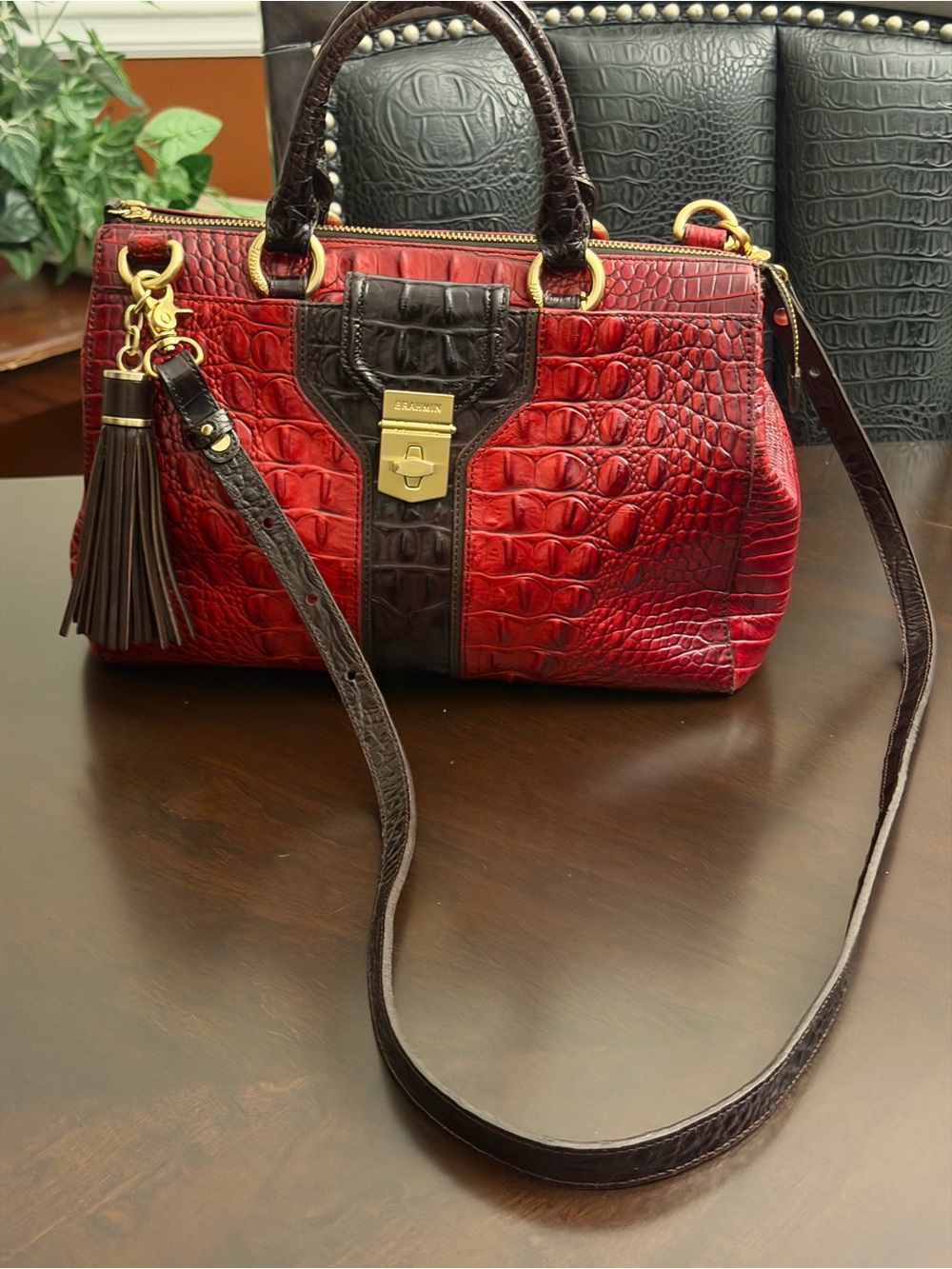 Exquisite Brahmin Red Croc-Embossed Satchel with Dark Brown Trim & Gold Hardware - Picture 4 of 4